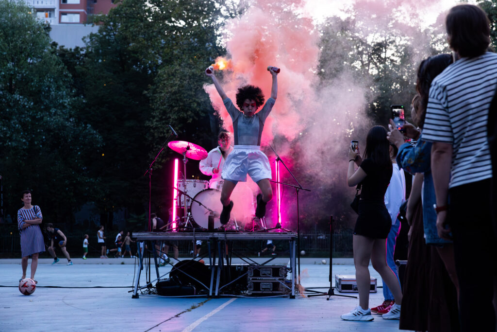 Performance Down, dir. Melissa Guex, Mladi Levi Festival 2025, fot. Nada Žgank